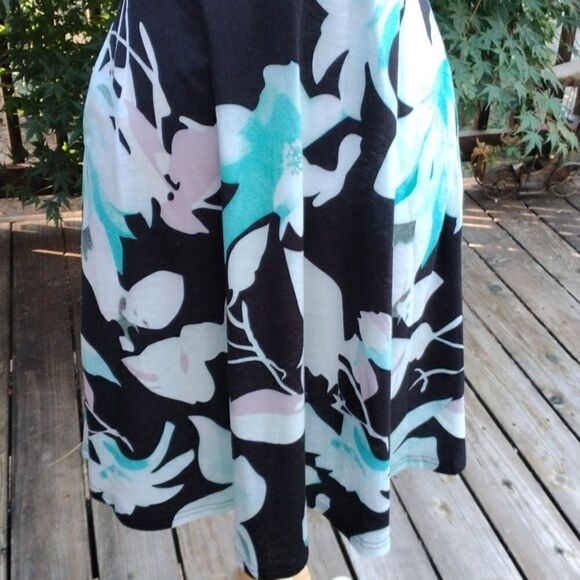 Moyabo Soft Knit Dress - Picture 3 of 13